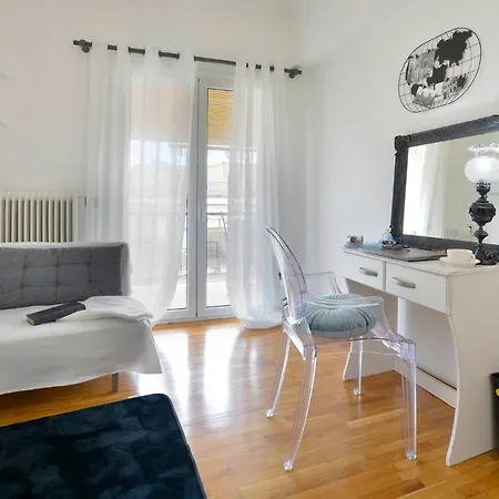 Vassiliki Town コルフ島